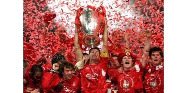 Liverpool Football Club wybiera ludzi potrzebujących